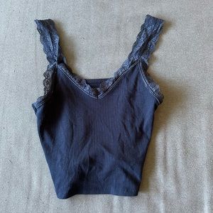 american eagle cropped tank top